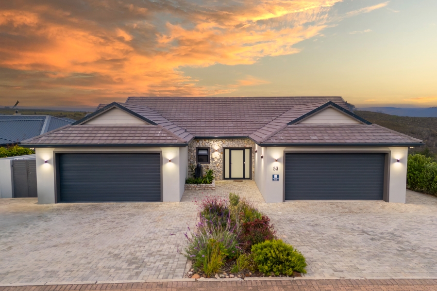 4 Bedroom Property for Sale in Baron View Western Cape